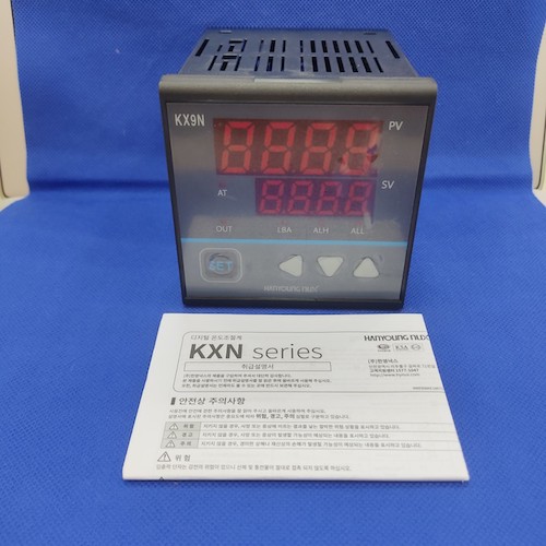 Bộ điều khiển nhiệt độ Hanyoung KX9N-SKAD | 96x96mm