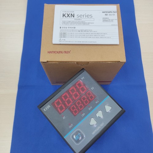 Bộ điều khiển nhiệt độ Hanyoung KX9N-SKAA | 96x96mm