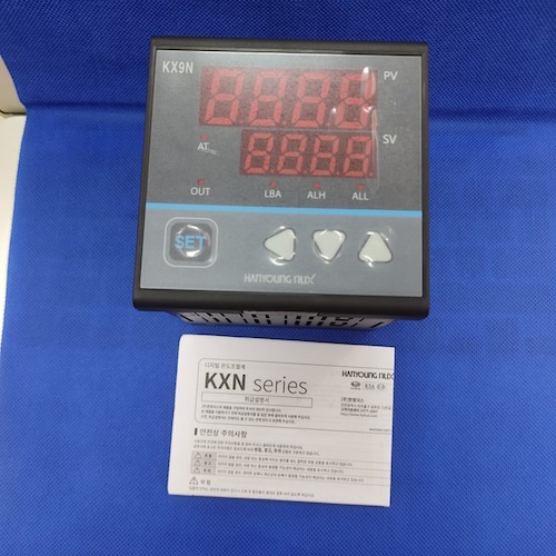 Bộ điều khiển nhiệt độ Hanyoung KX9N-MKAA | 96x96mm