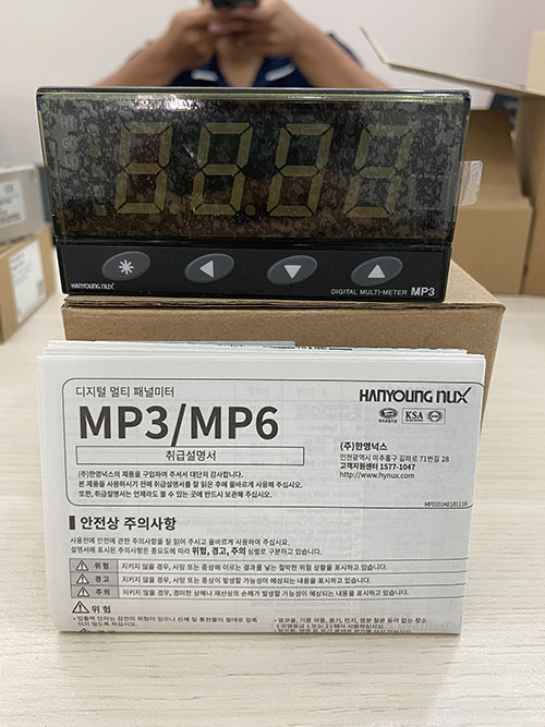 MP3-4-DV-NA Bộ đo thông số điện HANYOUNG 