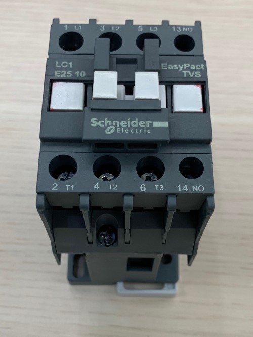 Khởi động từ (Contactor) Schneider 3P 1NO 11KW 220VAC LC1E2510M5