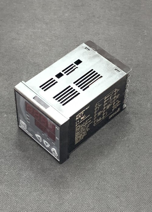 Bộ điều khiển nhiệt độ Hanyoung NX7-10 | 72 x 72mm