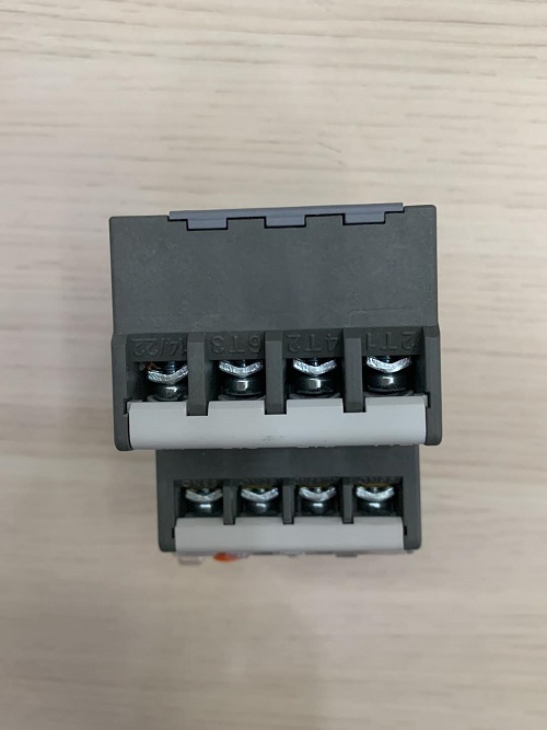 Relay nhiệt LS MT12(2.5-4A)