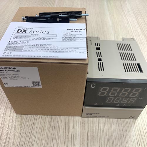 Bộ điều khiển nhiệt độ DX9-KCWNR