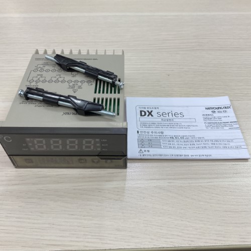 Bộ điều khiển nhiệt độ Hanyoung DX3-KCWNR
