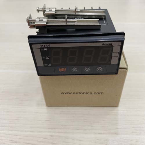 Đồng hồ đo điện áp DC MT4W-DA-18